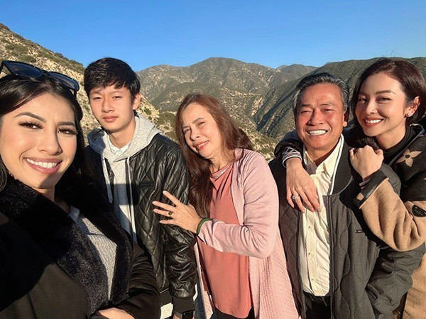 Mẹ ruột sống tại Mỹ của Jennifer Phạm: Nhan sắc trẻ đẹp, sống kín tiếng nuôi cháu ngoại - Ảnh 8.