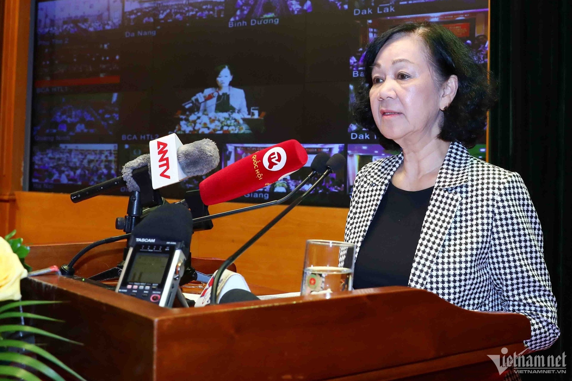 Bà Trương Thị Mai: Cán bộ giữ vị trí càng cao thì càng phải gương mẫu