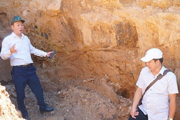 Hai tỉnh lập đoàn kiểm tra thông tin 'nước sông đục do khai thác vàng'