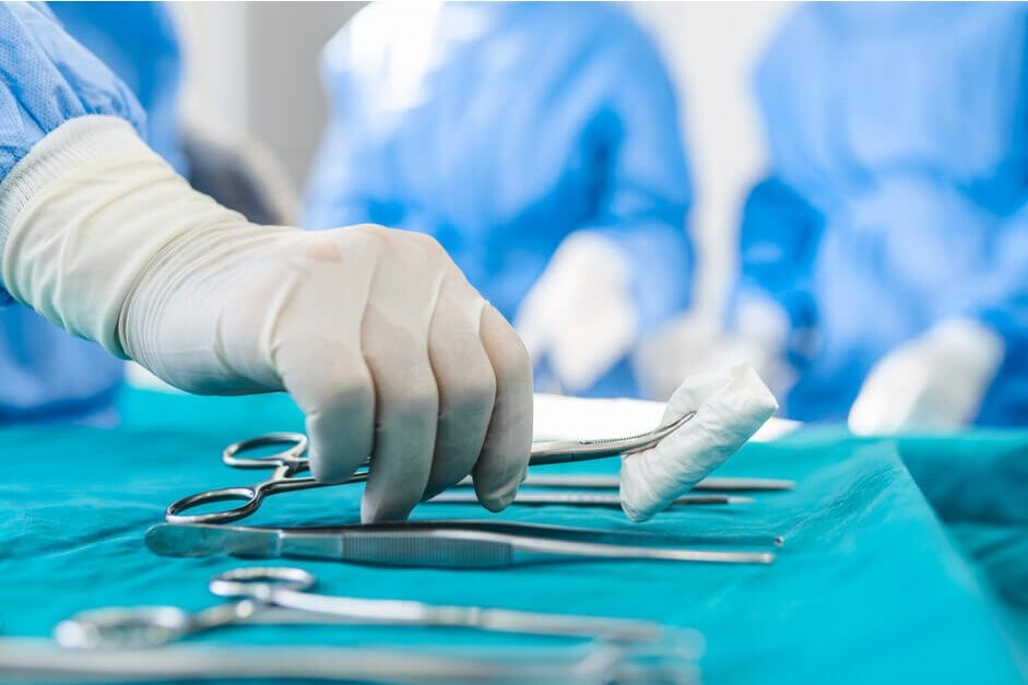 Vợ hạnh phúc khi có thể hiến thận cho chồng