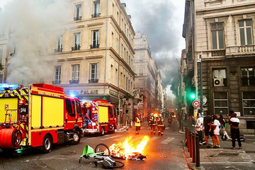 Bạo loạn ở Pháp ảnh hưởng thế nào đến du lịch?