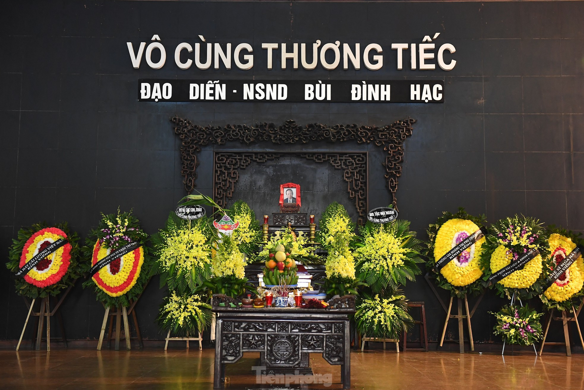 Tiễn đưa đạo diễn, NSND Bùi Đình Hạc ảnh 1