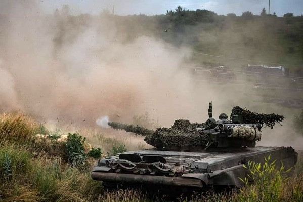 Ukraine lần đầu tiên sở hữu nhiều xe tăng hơn Nga