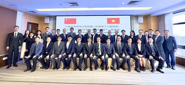Vietnam, China hold negotiations on maritime issues hinh anh 2