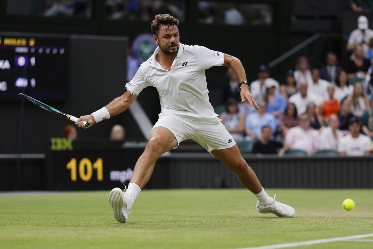 Wimbledon 2023: Tiễn Wawrinka về nước, Djokovic vào vòng 4