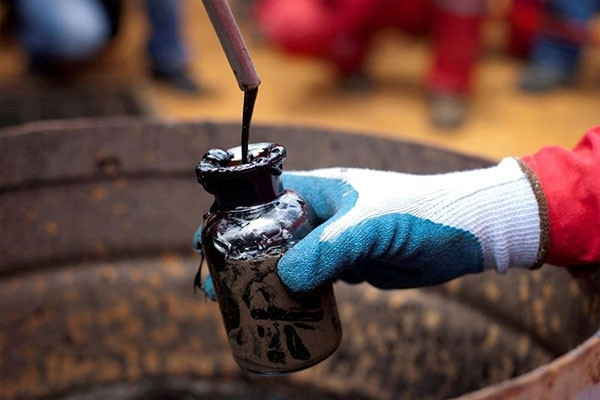 Bộ Công Thương đưa ra kịch bản giá xăng dầu, RON95 cao nhất vượt 23.000 đồng/lít