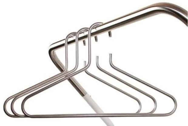 US continues to impose anti-subsidy duty on Vietnamese steel coat hangers hinh anh 1
