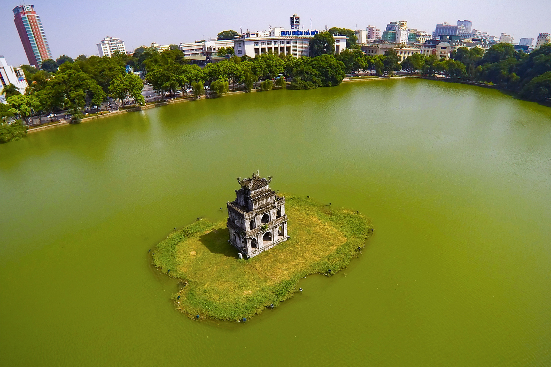 Hà Nội: Vì sao quận Hoàn Kiếm thuộc diện phải sáp nhập?