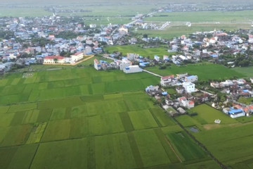 Huyện ngoại thành Nam Định bất ngờ hoãn đấu giá hàng chục lô đất