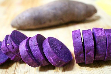 Món ăn màu tím giúp người dân hòn đảo ở Nhật có tuổi thọ cao bậc nhất thế giới