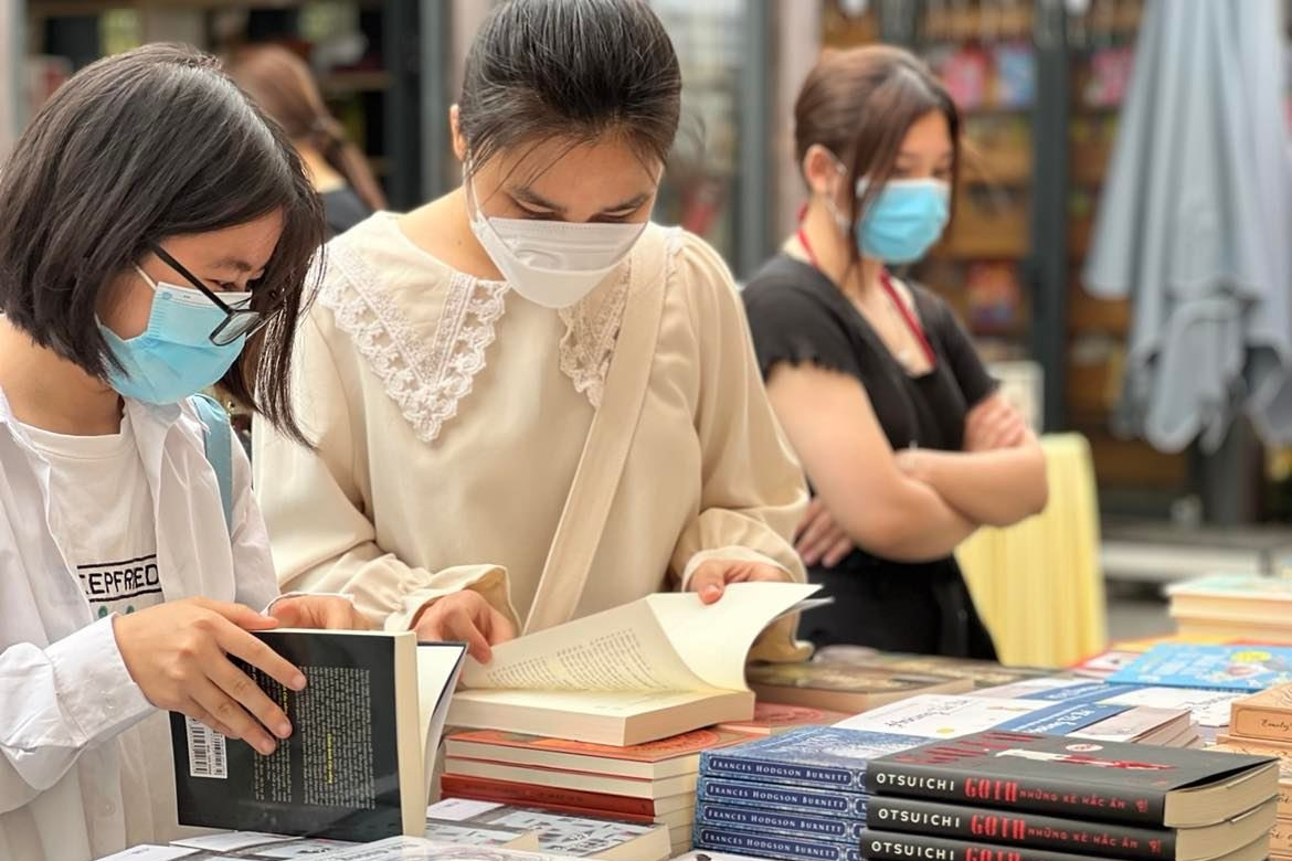 Phố Sách: Điểm đến văn hóa hấp dẫn giới trẻ Hà thành