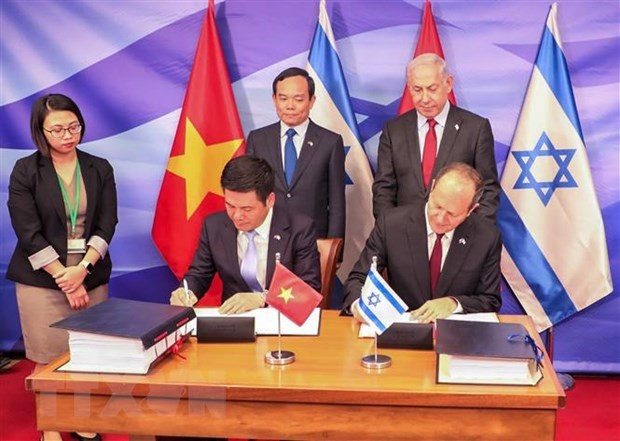 VIETNAM BUSINESS NEWS AUGUST 2/2023
