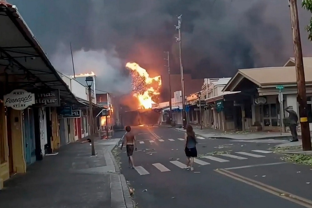 Cháy rừng tàn phá đảo ở Hawaii, hàng chục người thương vong