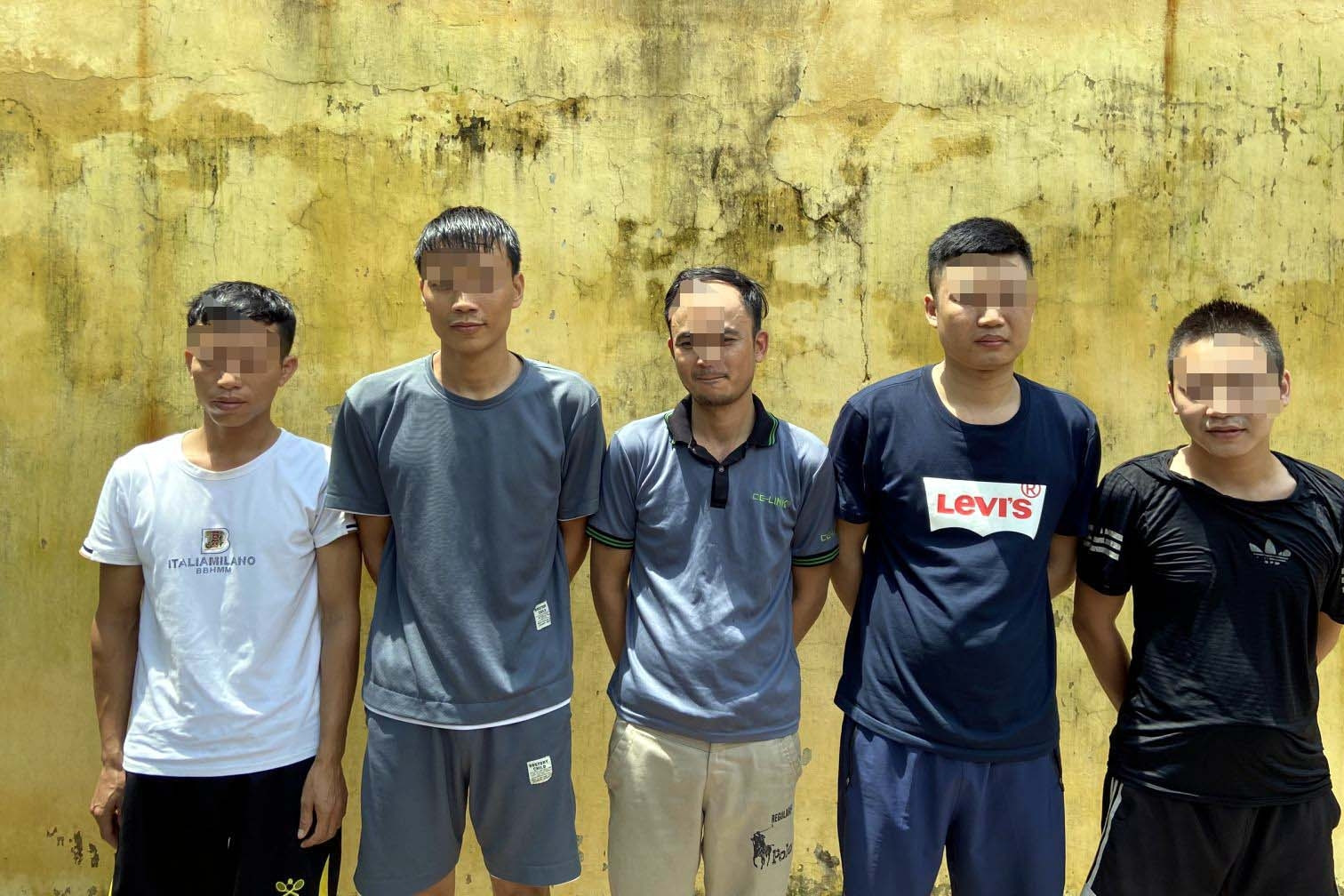 Công an Bắc Giang tạm giữ hình sự 5 đối tượng