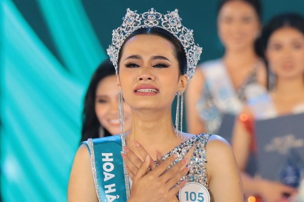 Hoa hậu đặc biệt nhất VN: Trả vương miện gần 4 tỷ đồng ngay sau phút đăng quang