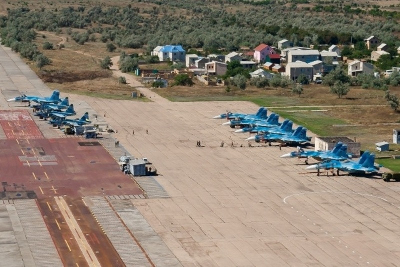 Nga ngăn Ukraine tấn công sân bay quân sự ở Crưm, cập nhật tình hình Bakhmut