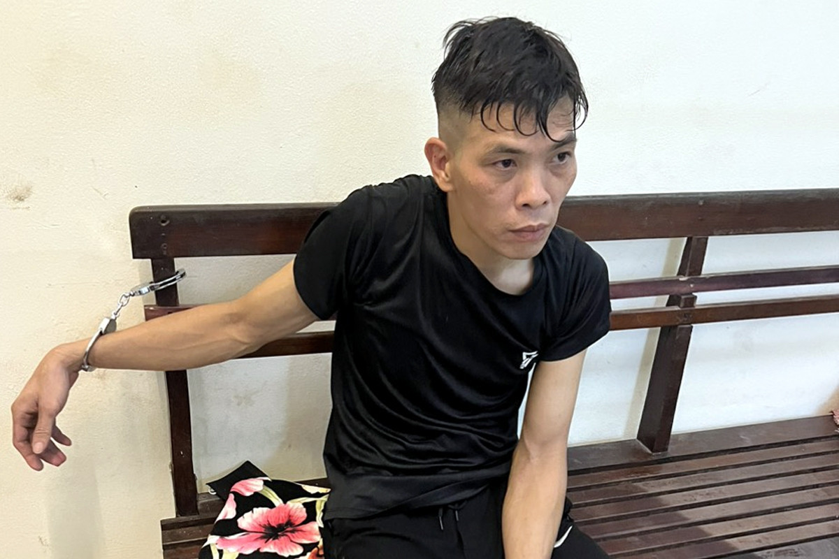 'Siêu trộm' mới ra tù gây án gặp ngay cảnh sát trên phố