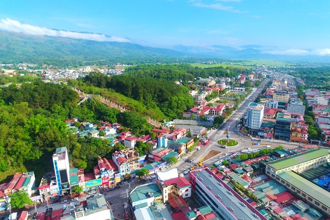 Tỉnh nào ở Tây Bắc vừa có cửa khẩu, vừa có sân bay?