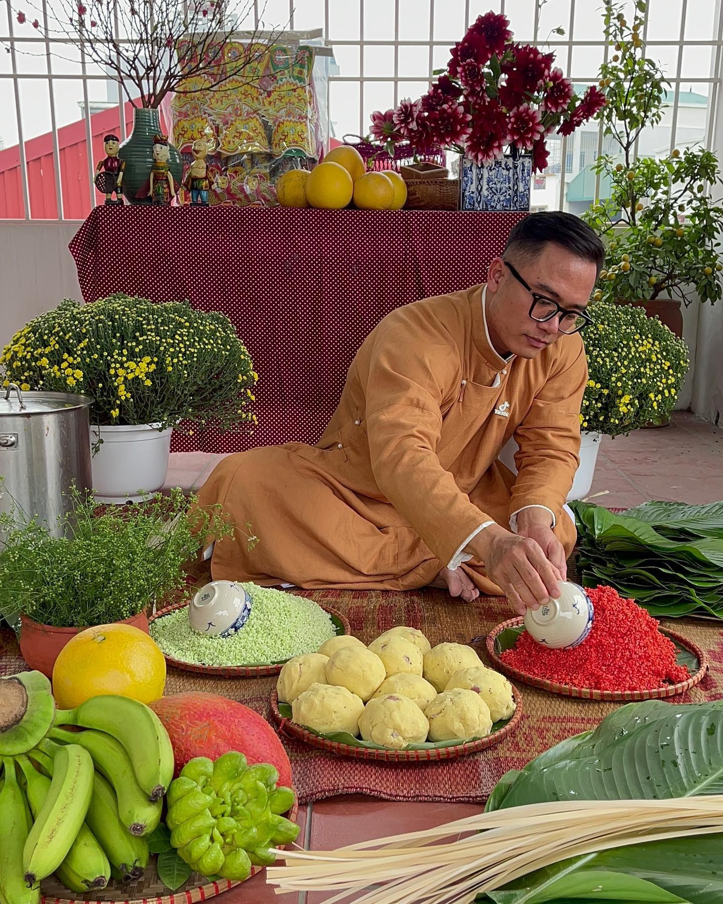 Chàng trai 6 múi Hà Nội khoe trăm món ngon thuần Việt: Nấu 45 phút mỗi bữa - 1