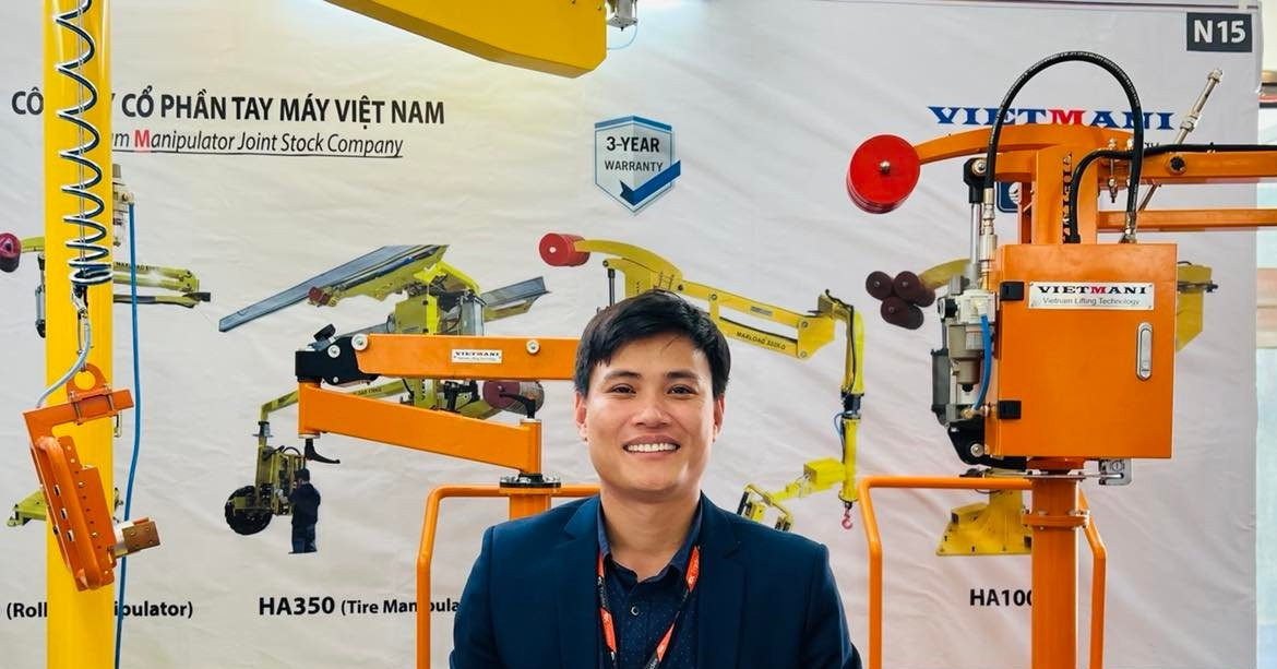 Tay nâng trợ lực tự động make in Vietnam chinh phục thế giới