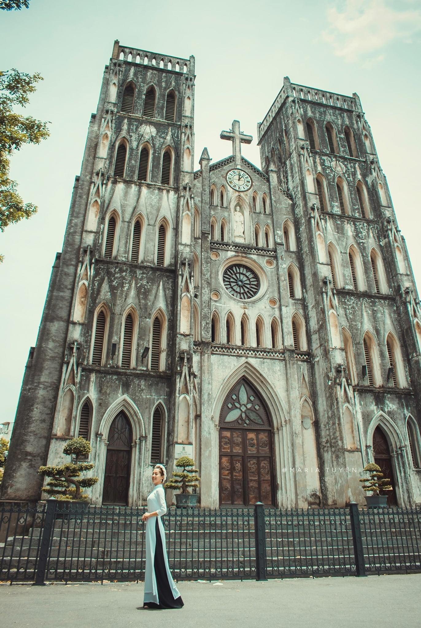 Lưu ngay những địa điểm chụp ảnh mùa thu Hà Nội đẹp xao xuyến lòng người - Ảnh 13.