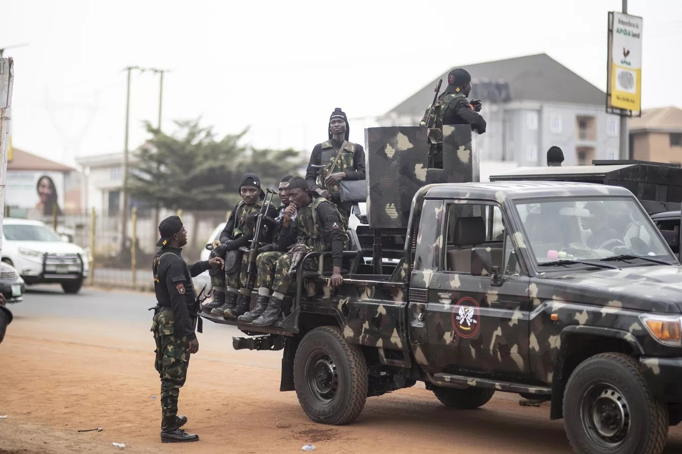 EU dọa trừng phạt Niger, ECOWAS tuyên bố có cơ sở hợp pháp để can thiệp quân sự
