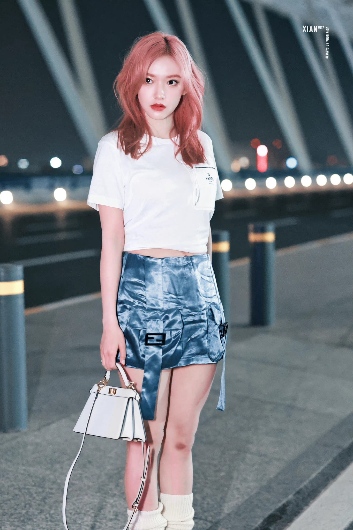 Nhan sắc nữ diễn viên 25 tuổi bị đưa tin là nhân tình của Lương Triều Vỹ ảnh 23