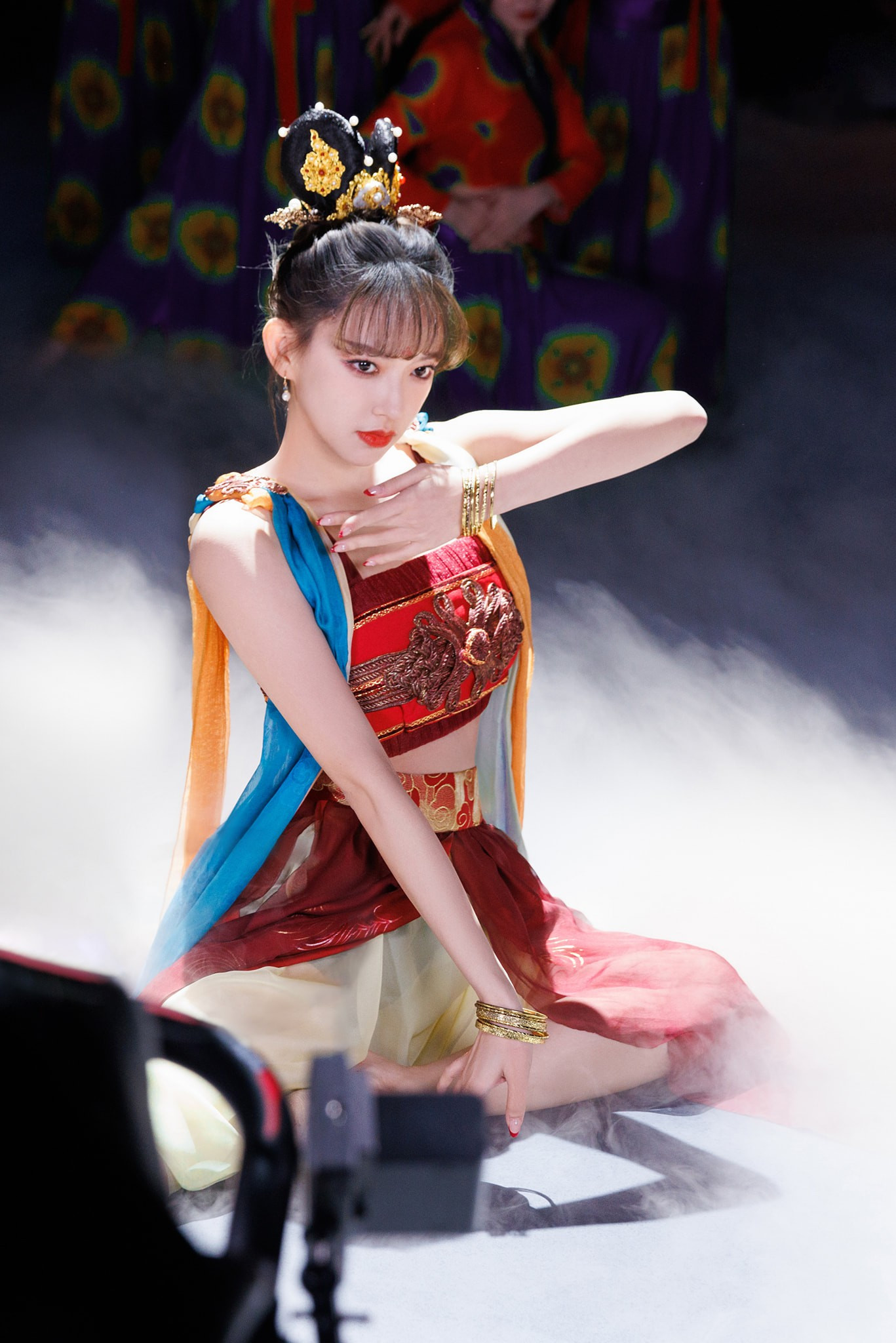 Nhan sắc nữ diễn viên 25 tuổi bị đưa tin là nhân tình của Lương Triều Vỹ ảnh 24