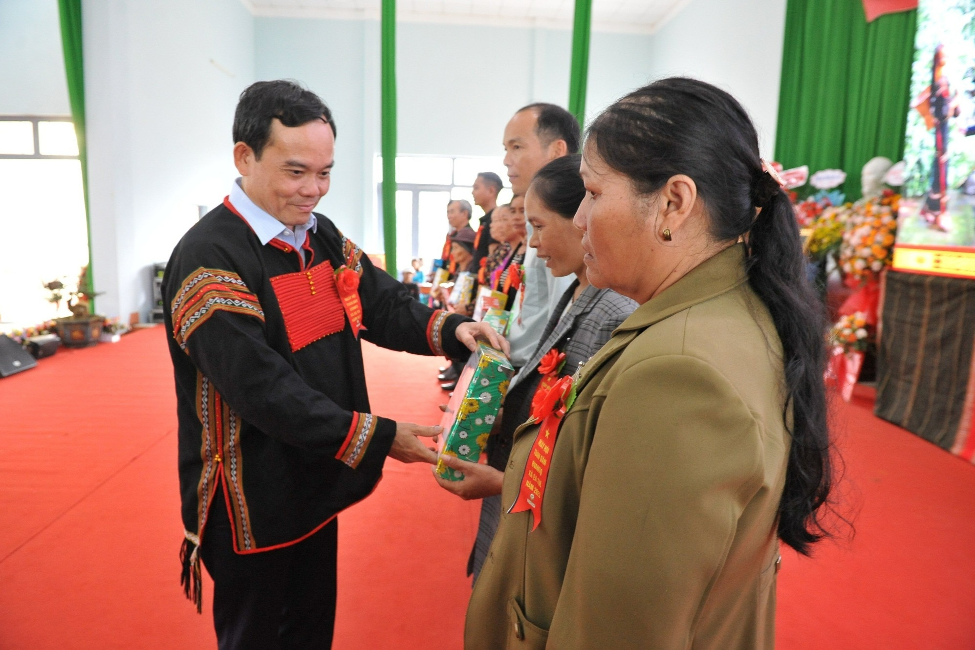 Phó Thủ tướng Trần Lưu Quang dự Ngày hội toàn dân bảo vệ ANTQ ở Đắk Lắk