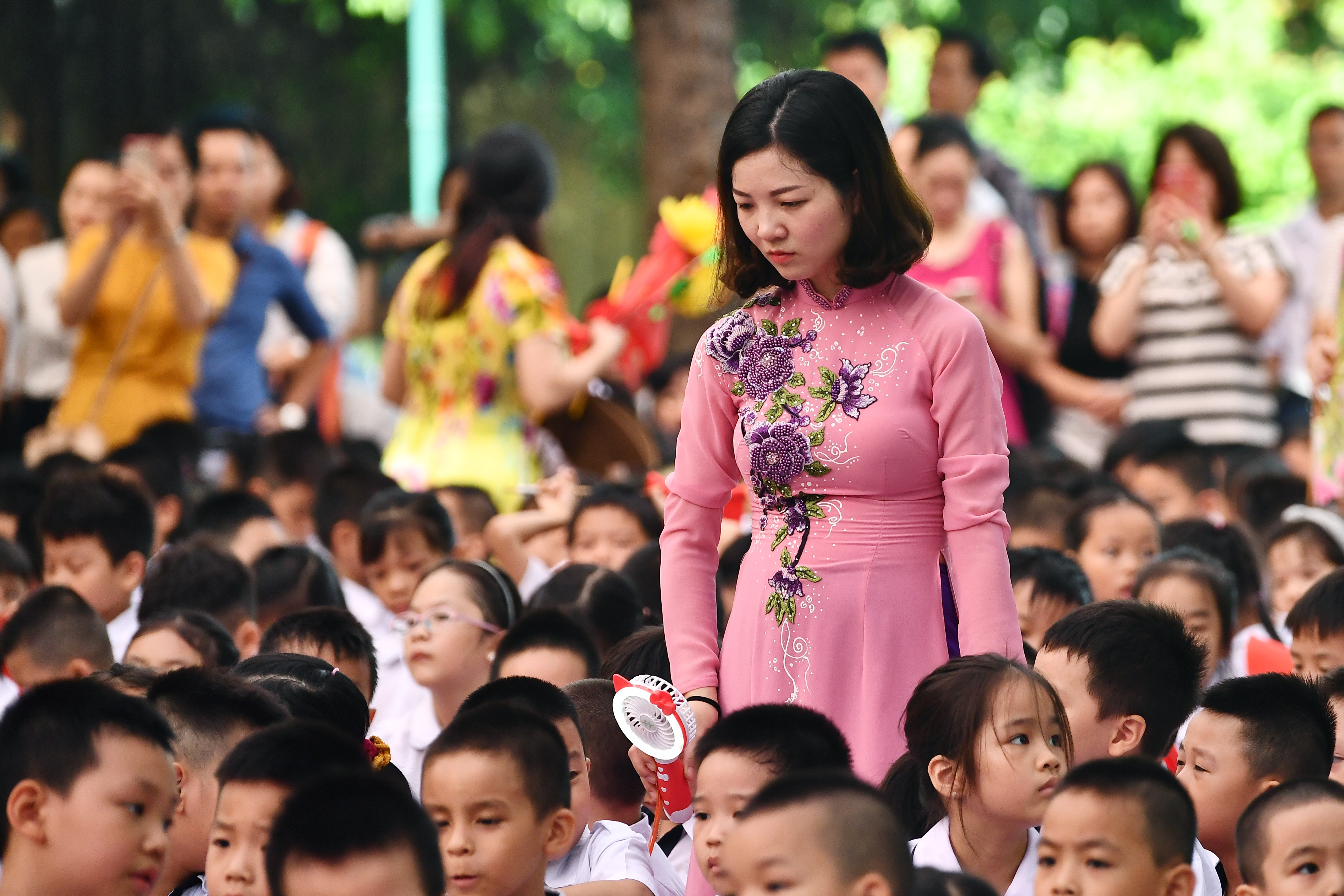 Giờ vào học của học sinh tiểu học TP.HCM sớm nhất 7h15, muộn nhất 7h45