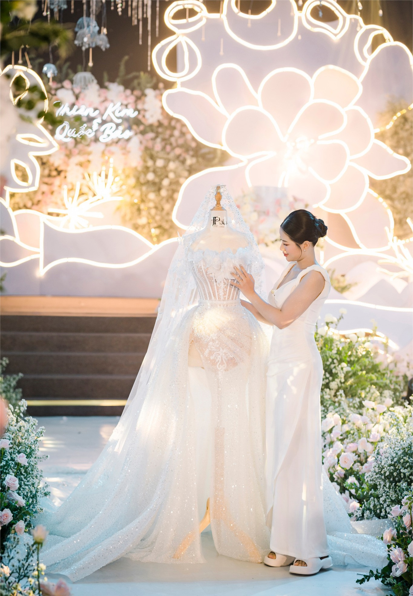 Đại gia ở TPHCM chi tiền tỷ tổ chức đám cưới cho bảo mẫu  - 12