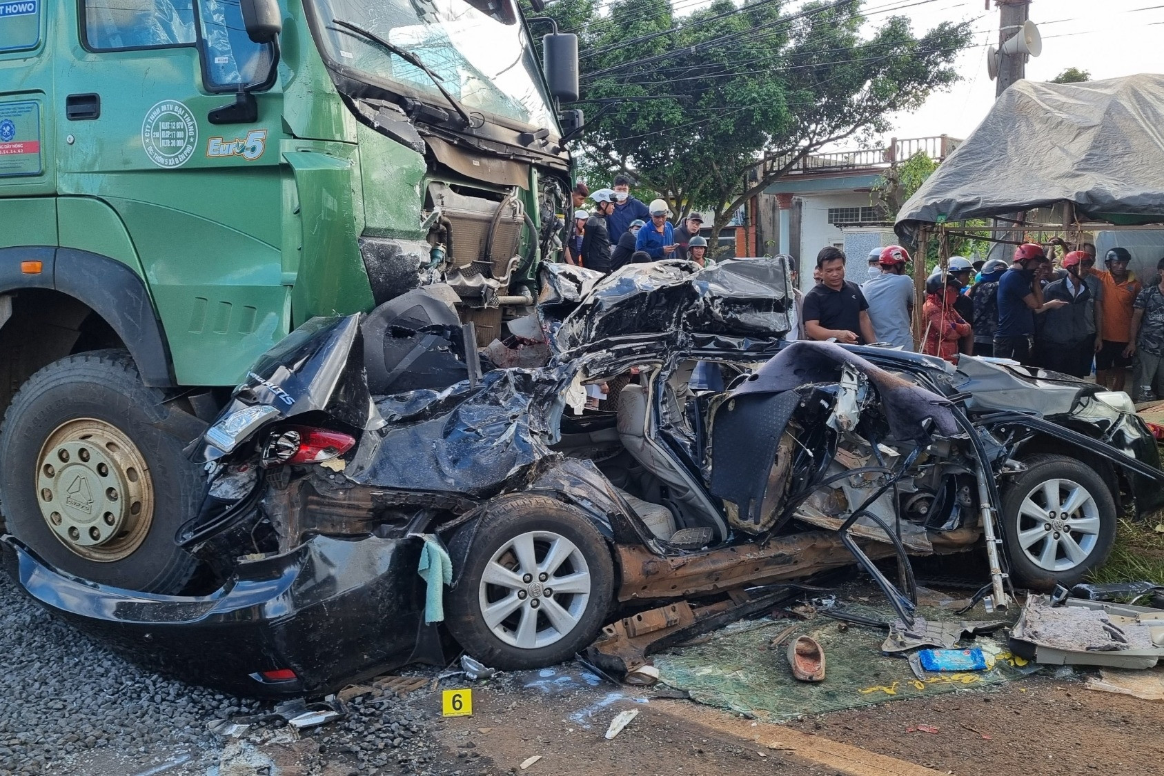 Vụ 3 người CLB Hoàng Anh Gia Lai tử vong, xe ben gây tai nạn chở quá tải