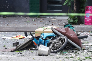 Nhân chứng bàng hoàng kể lại vụ nổ khí gas khiến 4 người bị thương ở Hà Nội