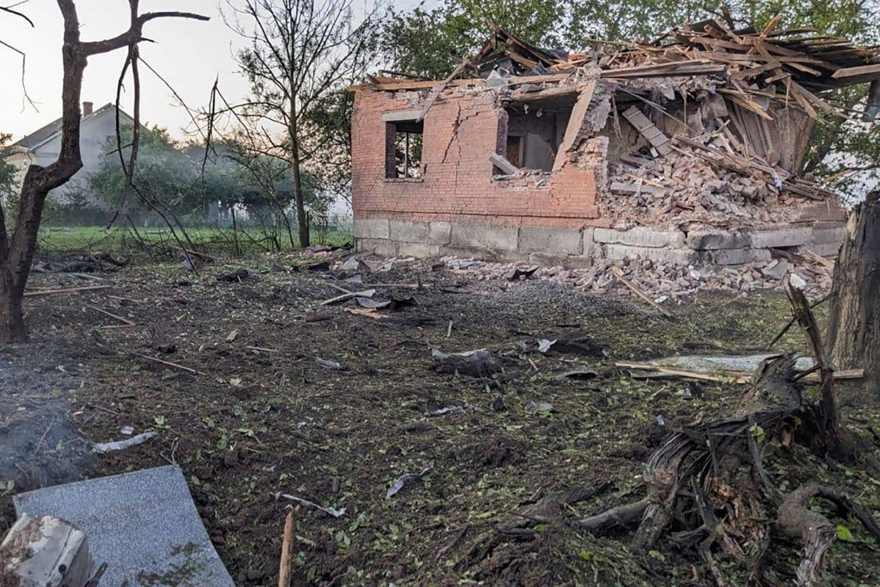 Phía tây Ukraine bị không kích quy mô lớn, Kiev sắp nhận UAV thế hệ mới