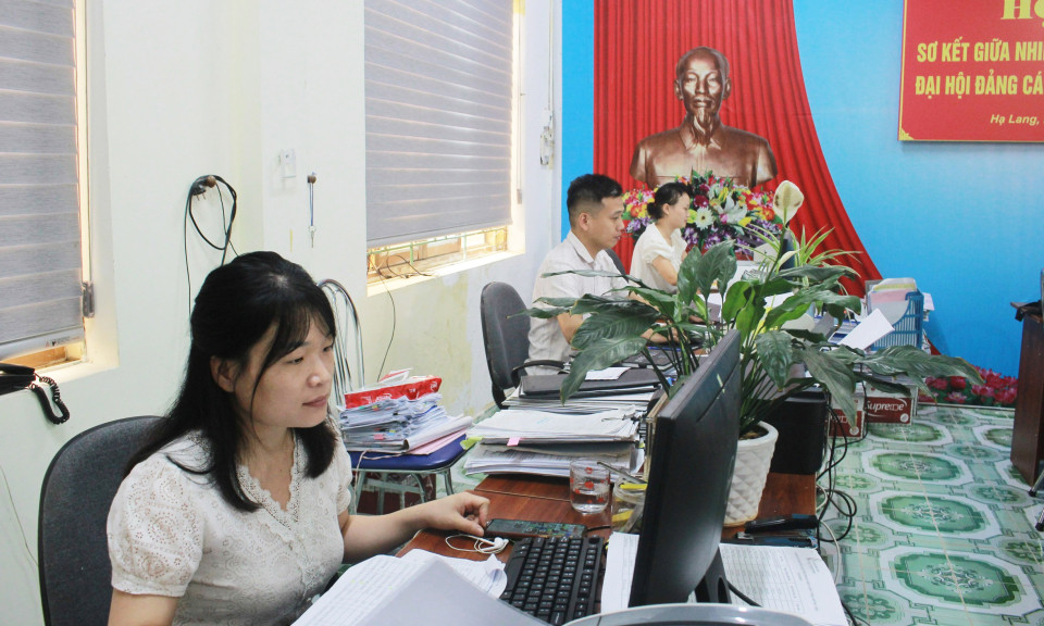 Hạ Lang đẩy mạnh công tác chuyển đổi số, đạt kết quả quan trọng cả 3 lĩnh vực