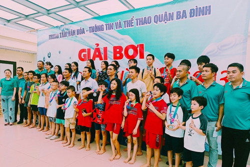 Hơn 120 vận động viên nhí tranh tài Giải bơi khối học sinh hè năm 2023
