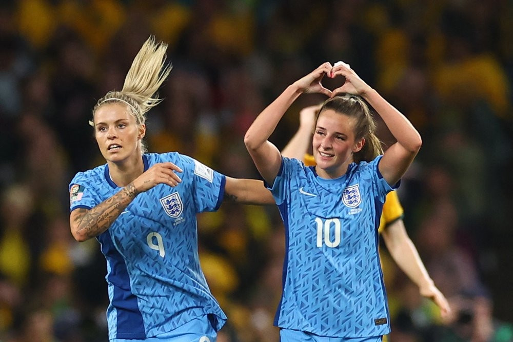 Đánh bại Australia, nữ Anh lần đầu vào chung kết World Cup
