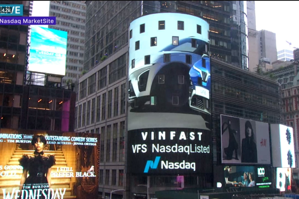 VinFast lên Nasdaq, tài sản tỷ phú Phạm Nhật Vượng tăng hàng chục tỷ USD