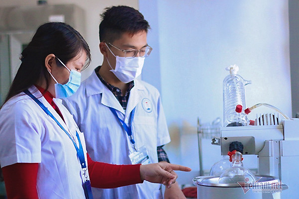 Bản tin cuối ngày 17/8: Đề xuất lương 120 triệu đồng/tháng chưa phải là cao