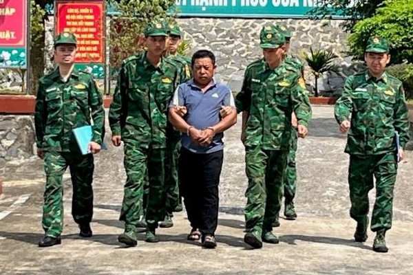 Lào Cai: Nhận lời yêu qua mạng, cô gái trẻ bị lừa bán sang biên giới