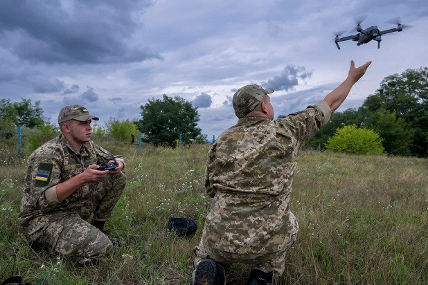 Lính Ukraine dùng kinh nghiệm chơi game để điều khiển UAV tấn công quân đội Nga