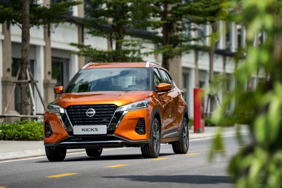 Nissan Kicks giảm gần 300 triệu, sẵn sàng đấu với KIA Sonet và Toyota Raize