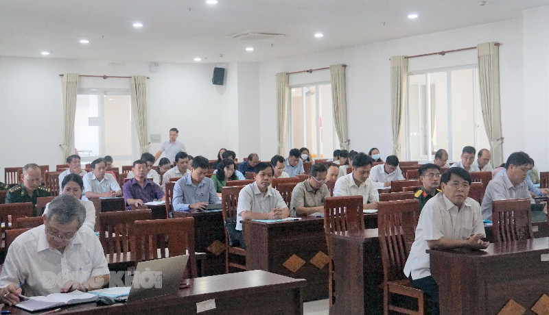 Đại biểu tham dự tập huấn.