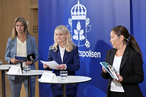 Thụy Điển nâng cảnh báo khủng bố sau vụ đốt kinh Koran