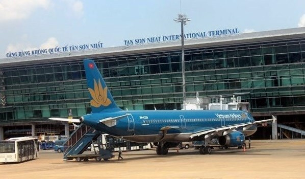 Aviation industry faces human resource shortage hinh anh 1