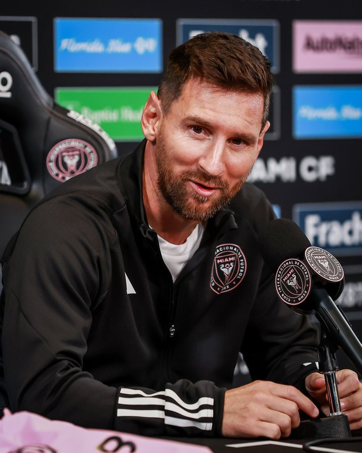 Messi nói điều bất ngờ về khả năng giành Quả bóng vàng thứ 8