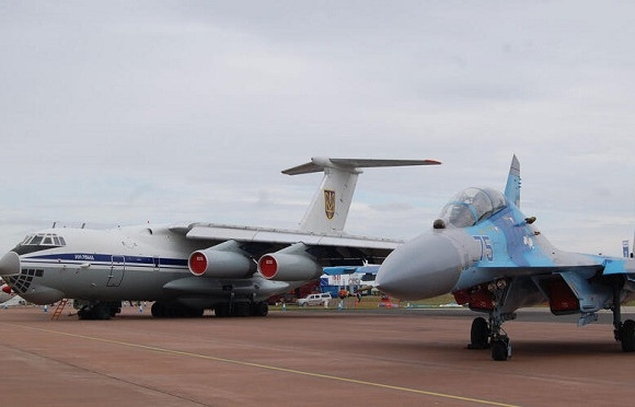 Nga tấn công dồn dập các căn cứ không quân, Ukraine ‘chạy đua’ sơ tán máy bay