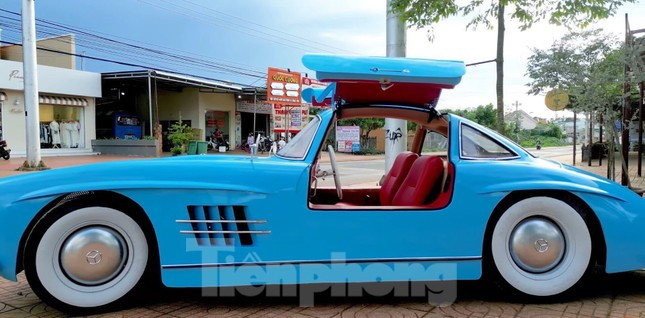 Nhóm bạn trẻ Đắk Lắk tự tay chế xe cổ Mercedes-Benz 300 SL ảnh 5