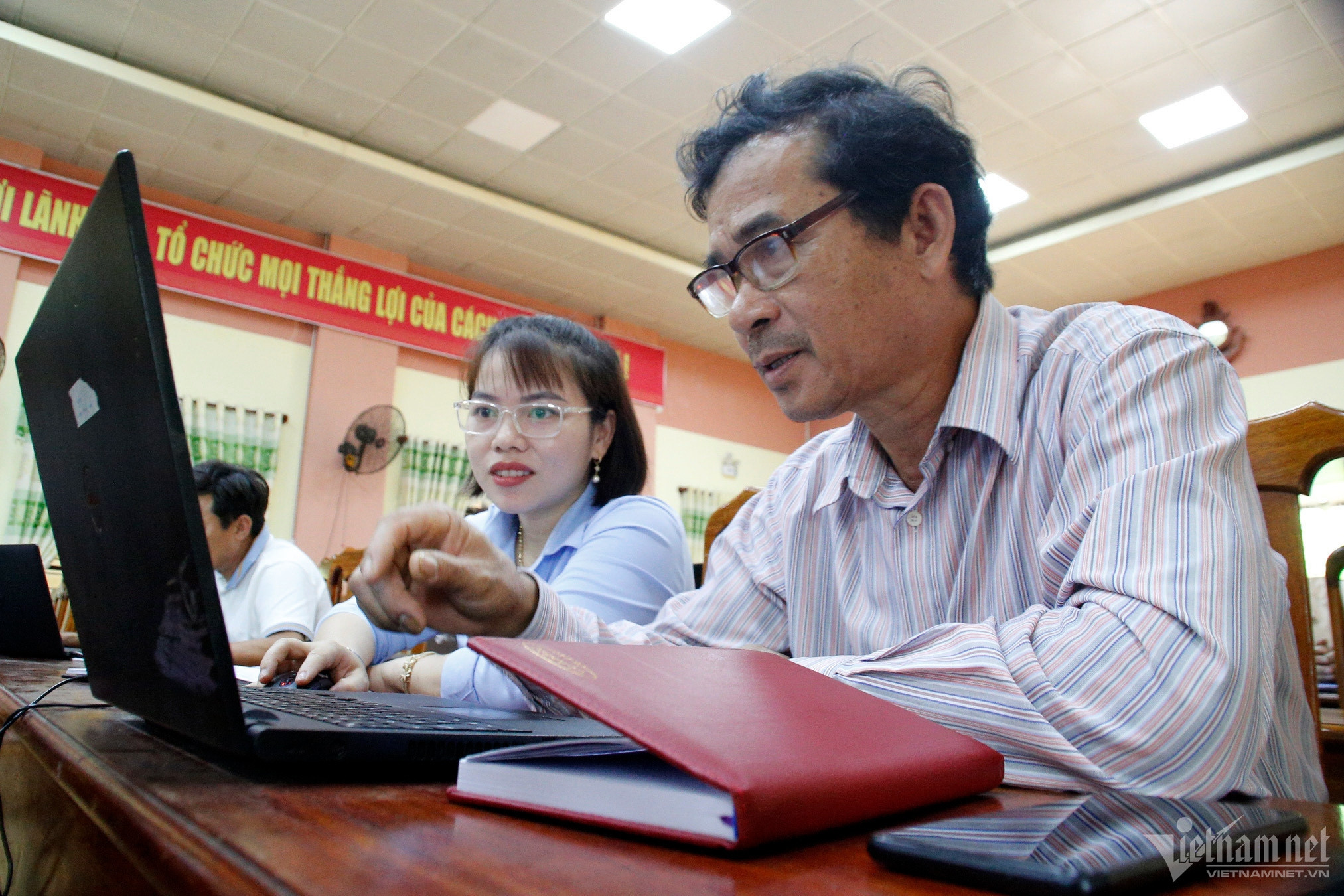 Quảng Nam thi cải cách hành chính và chuyển đổi số trên sóng truyền hình