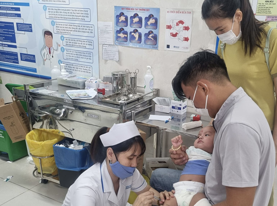 Phân bổ 185.000 liều vaccine phòng bệnh khi thời tiết giao mùa